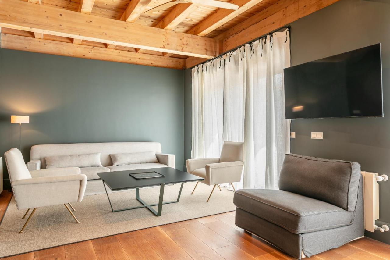 Green-Apartments Reales Atarazanas Suites Seville Exterior photo