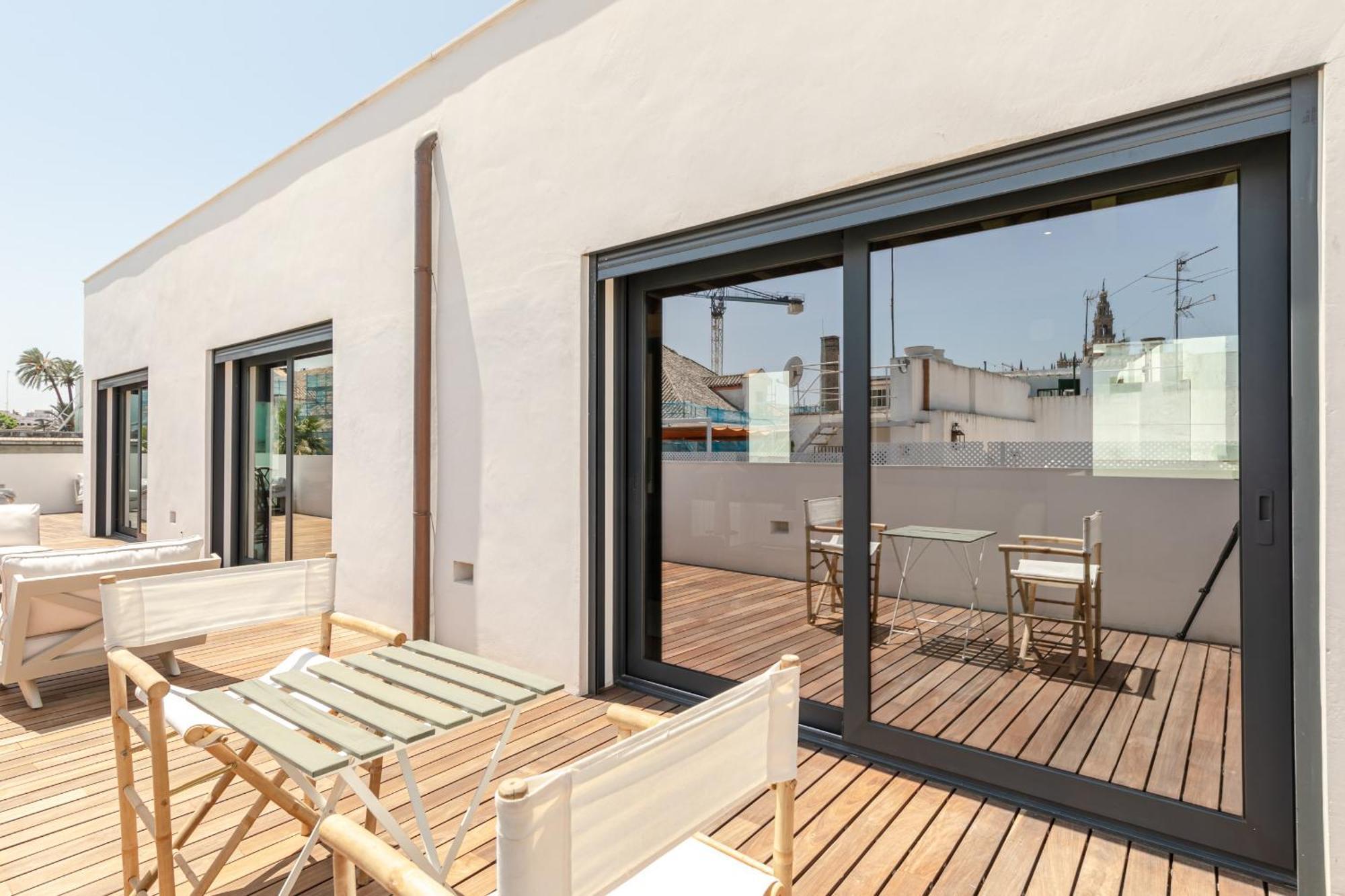 Green-Apartments Reales Atarazanas Suites Seville Exterior photo