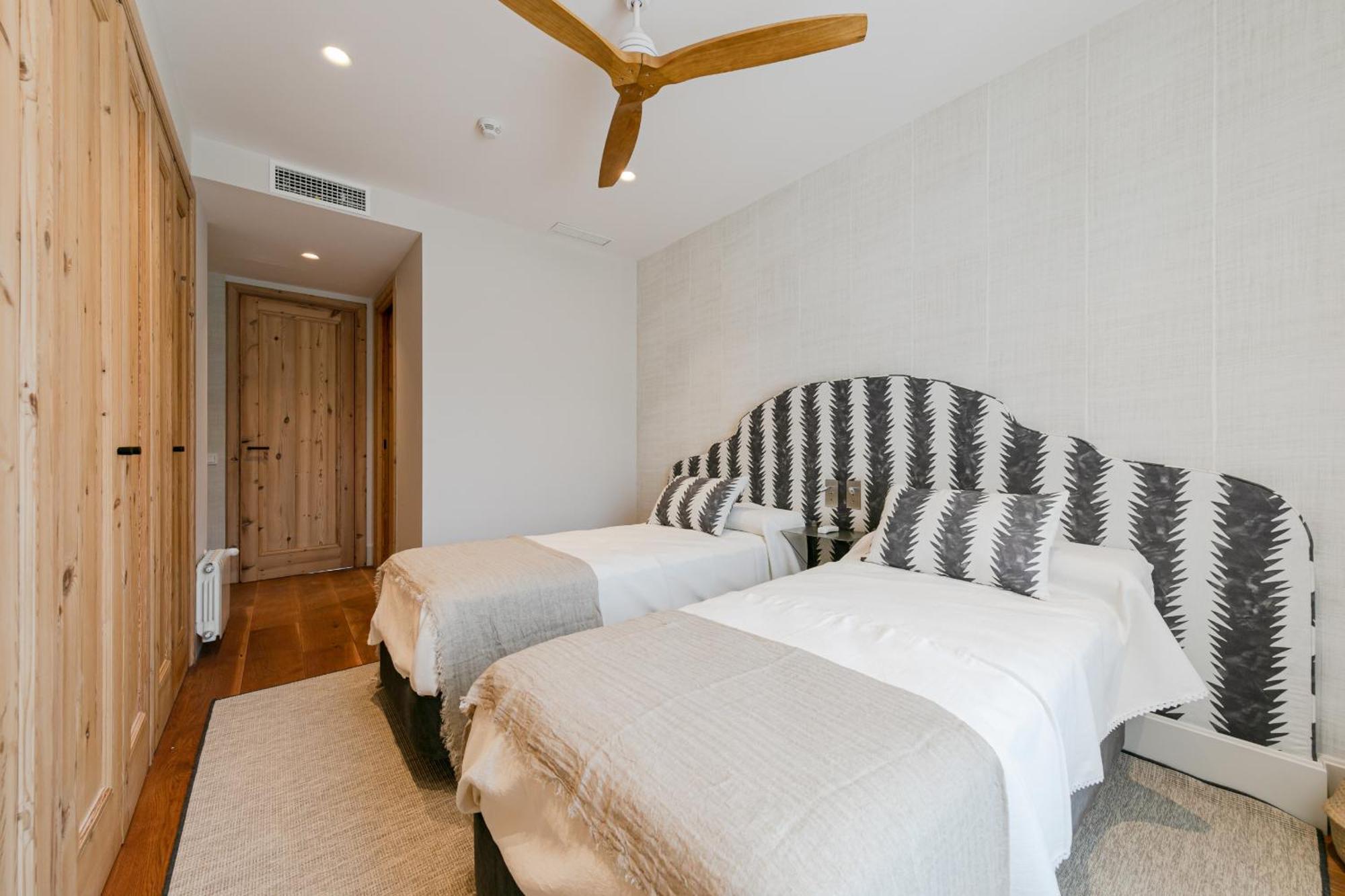 Green-Apartments Reales Atarazanas Suites Seville Exterior photo